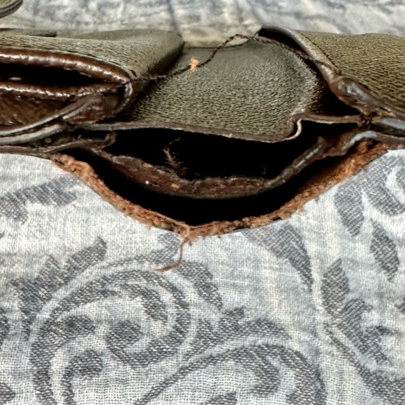 Louis Vuitton Damier Ebene Trifold Canvas Wallet - Picture 9 of 9